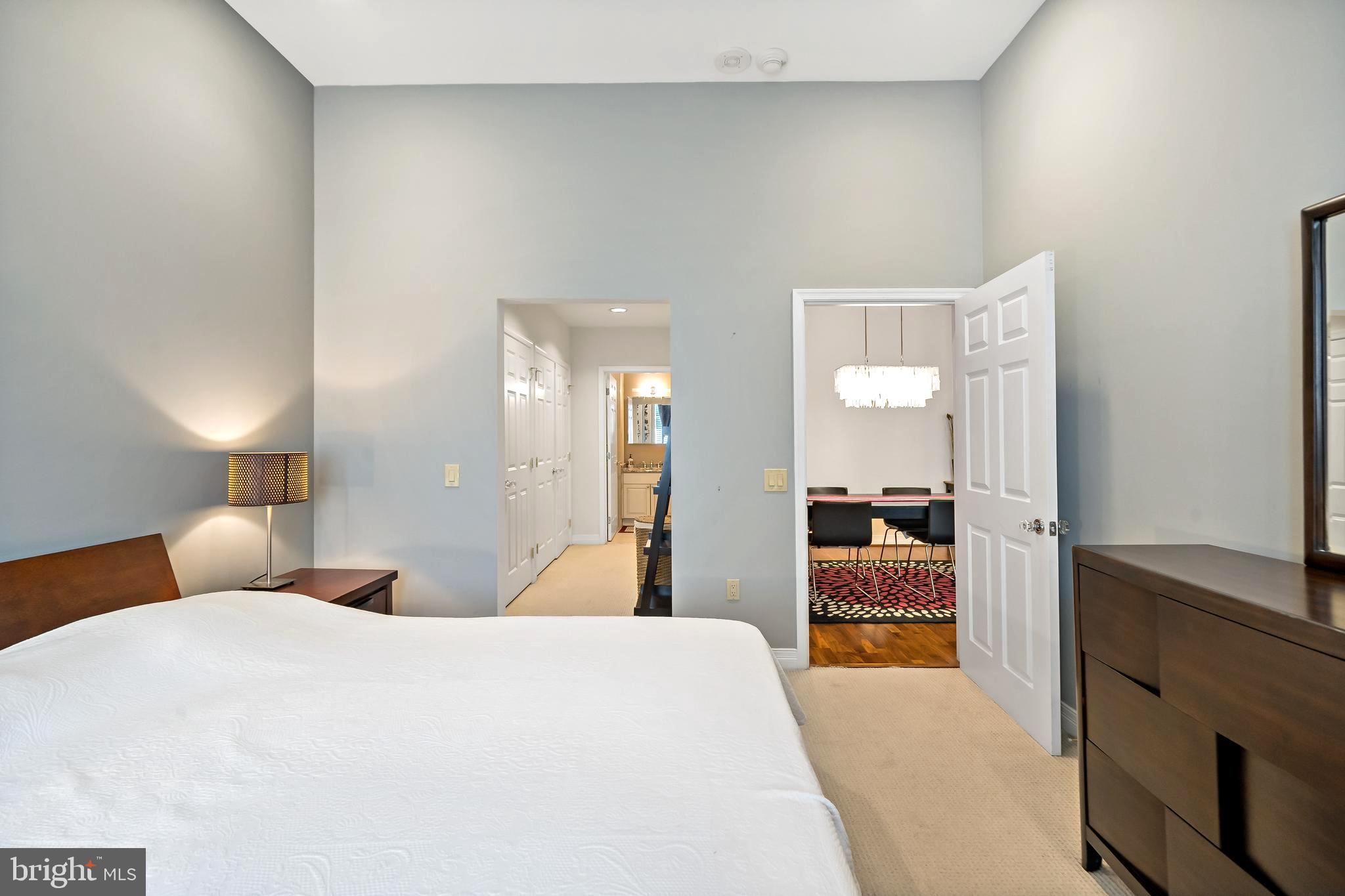 1600 Arch Street, Unit 1610 Philadelphia, PA 19103 - Photo 14 of 32