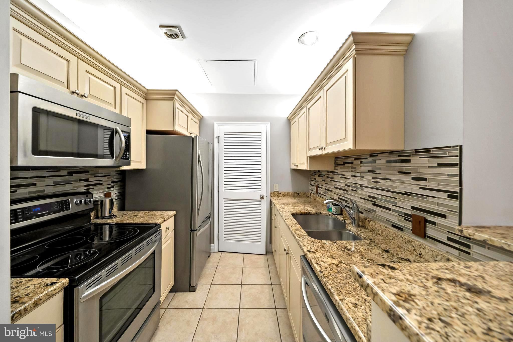 1600 Arch Street, Unit 1610 Philadelphia, PA 19103 - Photo 2 of 32