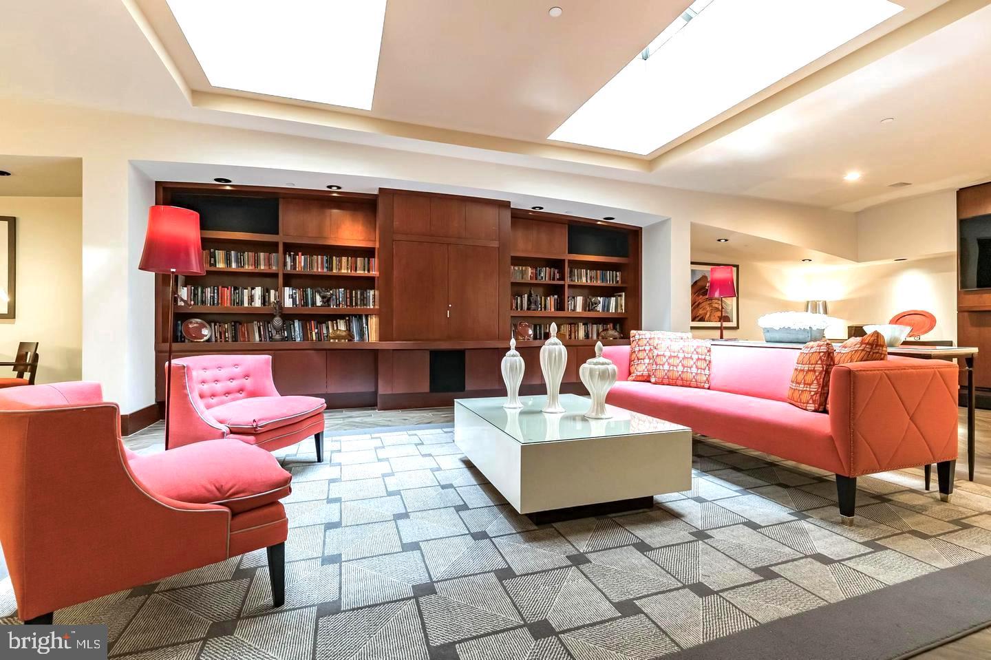 1600 Arch Street, Unit 1610 Philadelphia, PA 19103 - Photo 28 of 32