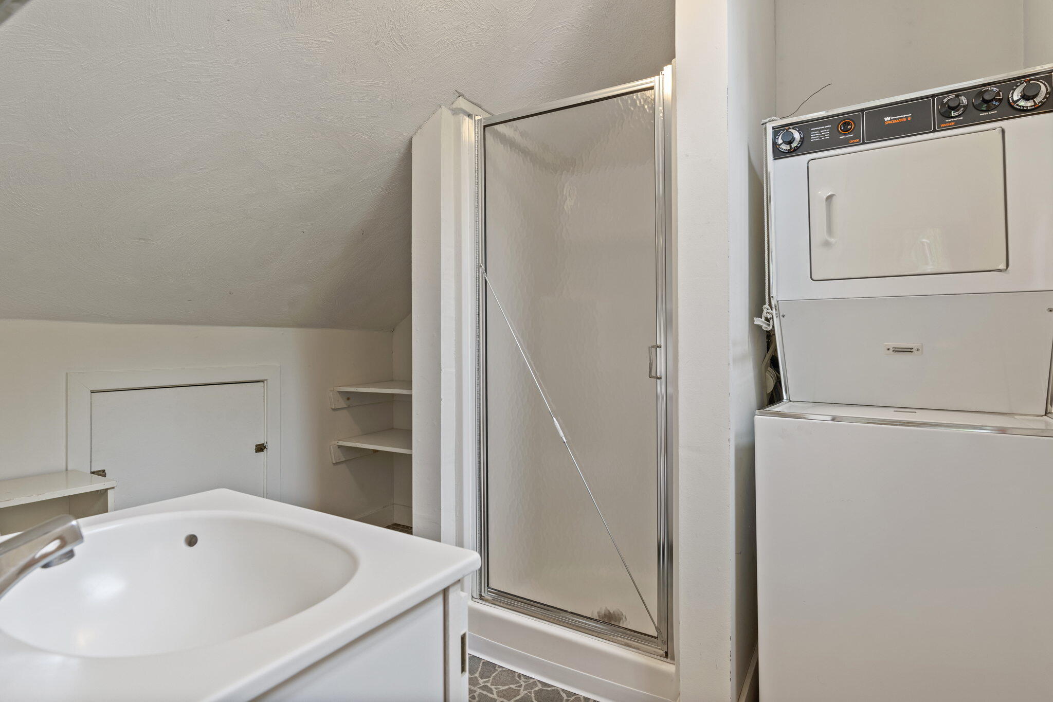 2226 Bear Mountain Road, Unit 23 Carrabassett Valley, ME 04947 - Photo 21 of 27 2nd Floor Bath with Laundry