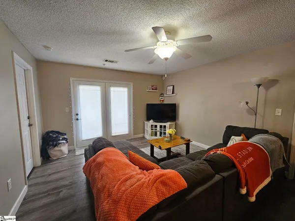 $265,000 | 713 Harts Cove Way, Seneca, SC 29678