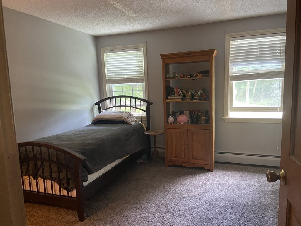 13 Oregon Road Tyngsborough, MA 01879 - Photo 18 of 25 Gallery Image 18