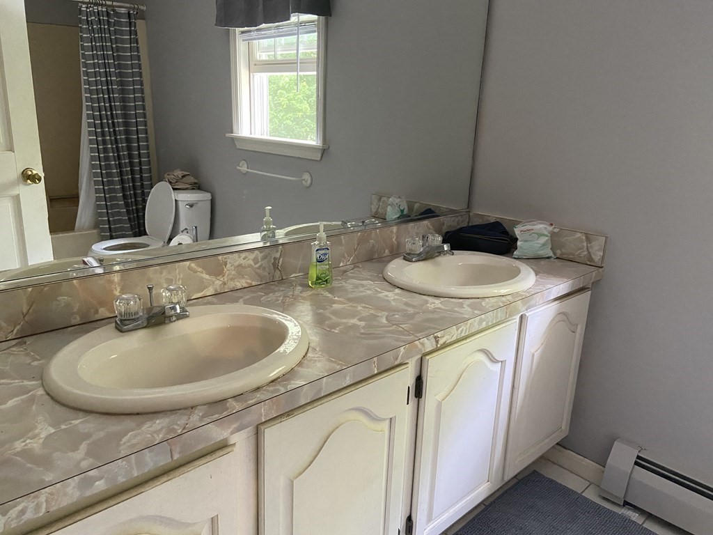 13 Oregon Road Tyngsborough, MA 01879 - Photo 23 of 25 Gallery Image 23