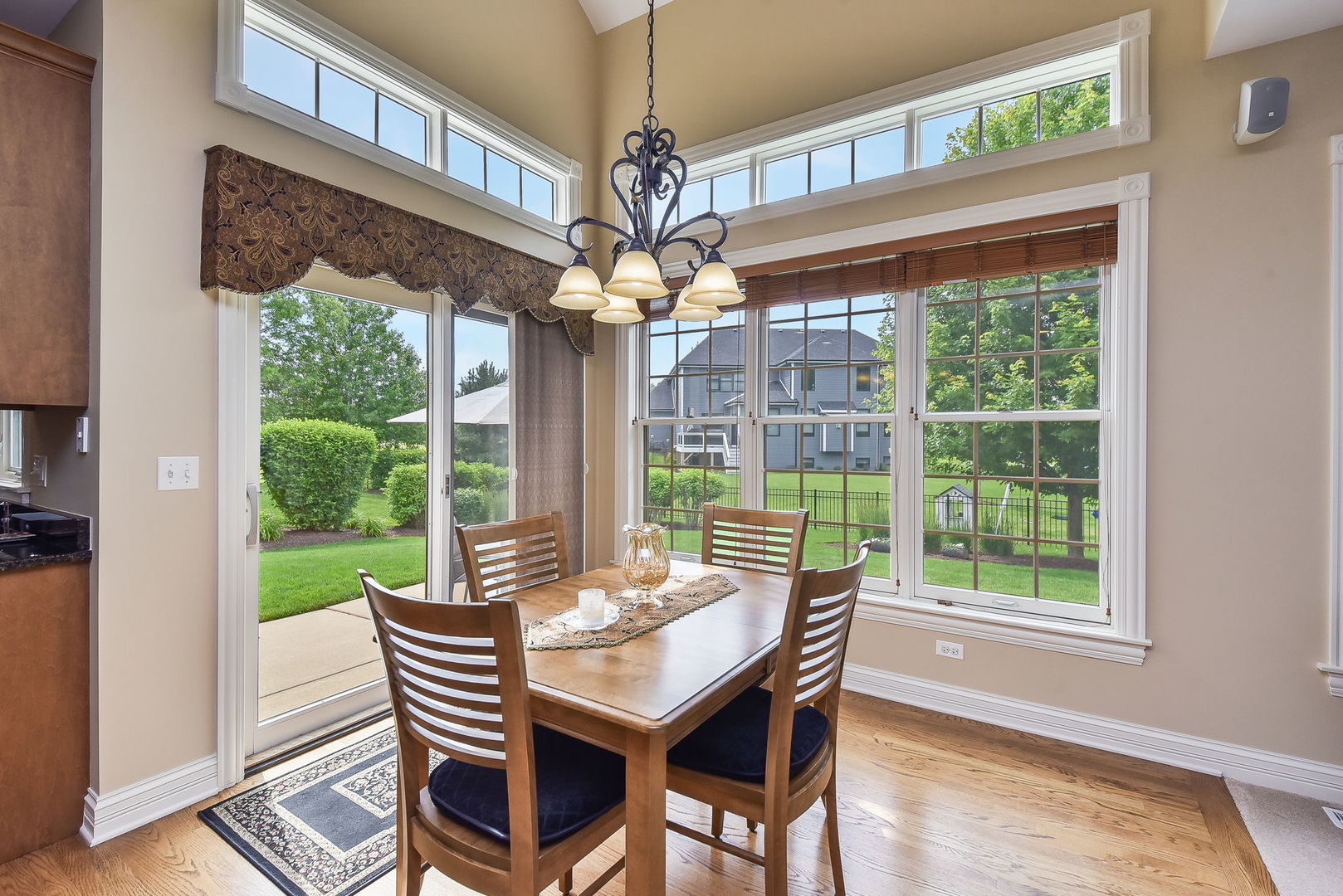 820 Sunflower Drive Geneva, IL 60134 - Photo 11 of 30