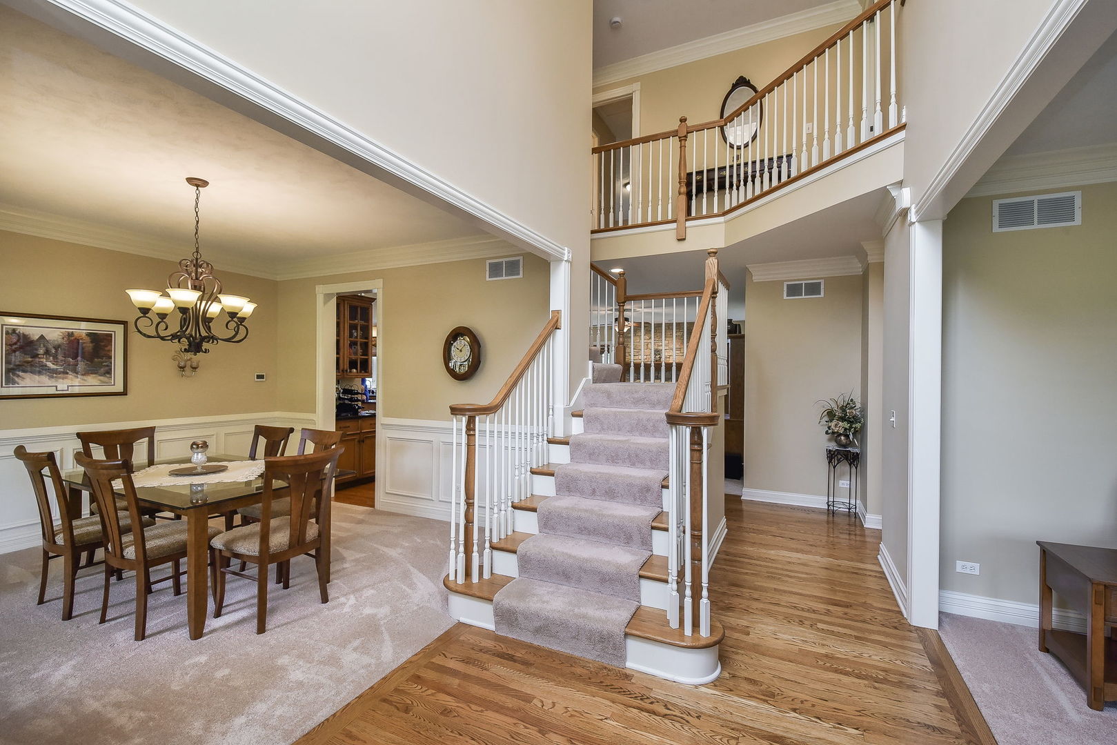 820 Sunflower Drive Geneva, IL 60134 - Photo 3 of 30