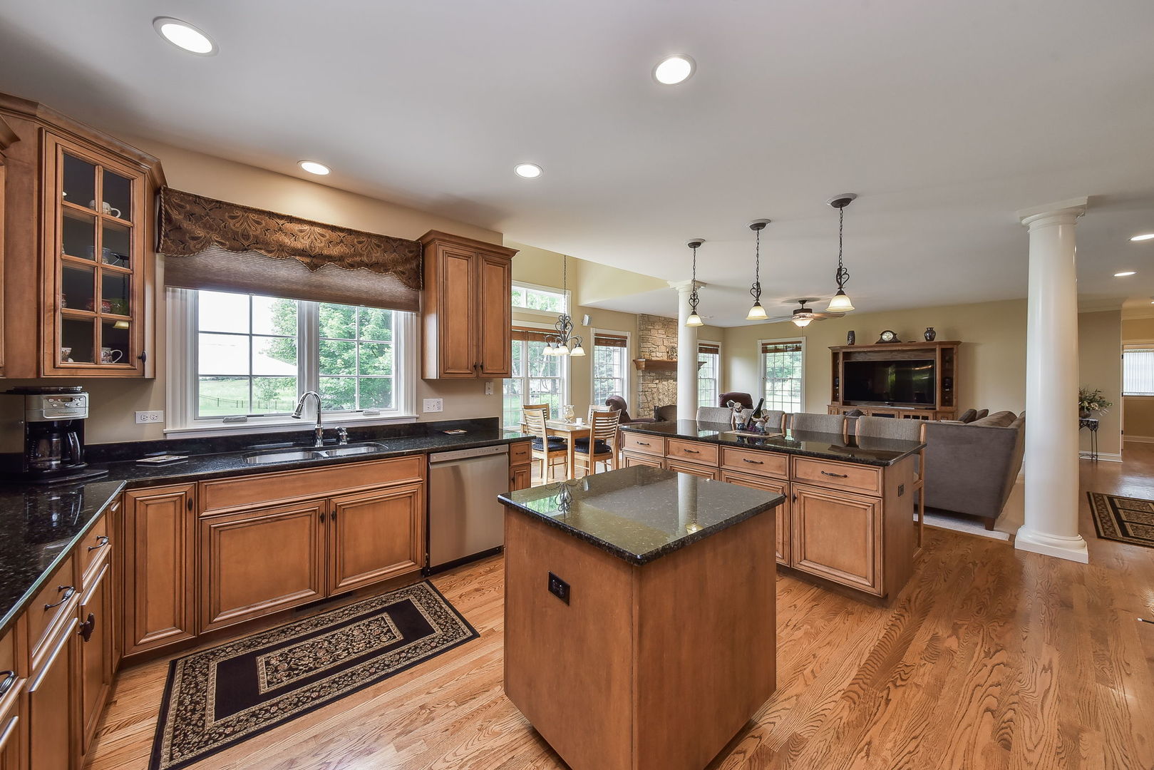 820 Sunflower Drive Geneva, IL 60134 - Photo 10 of 30