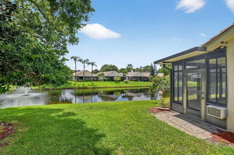 $369,900 | 10916 Stafford Circle South, Boynton Beach, FL 33436
