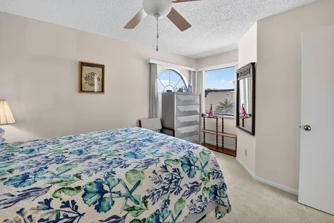 $369,900 | 10916 Stafford Circle South, Boynton Beach, FL 33436