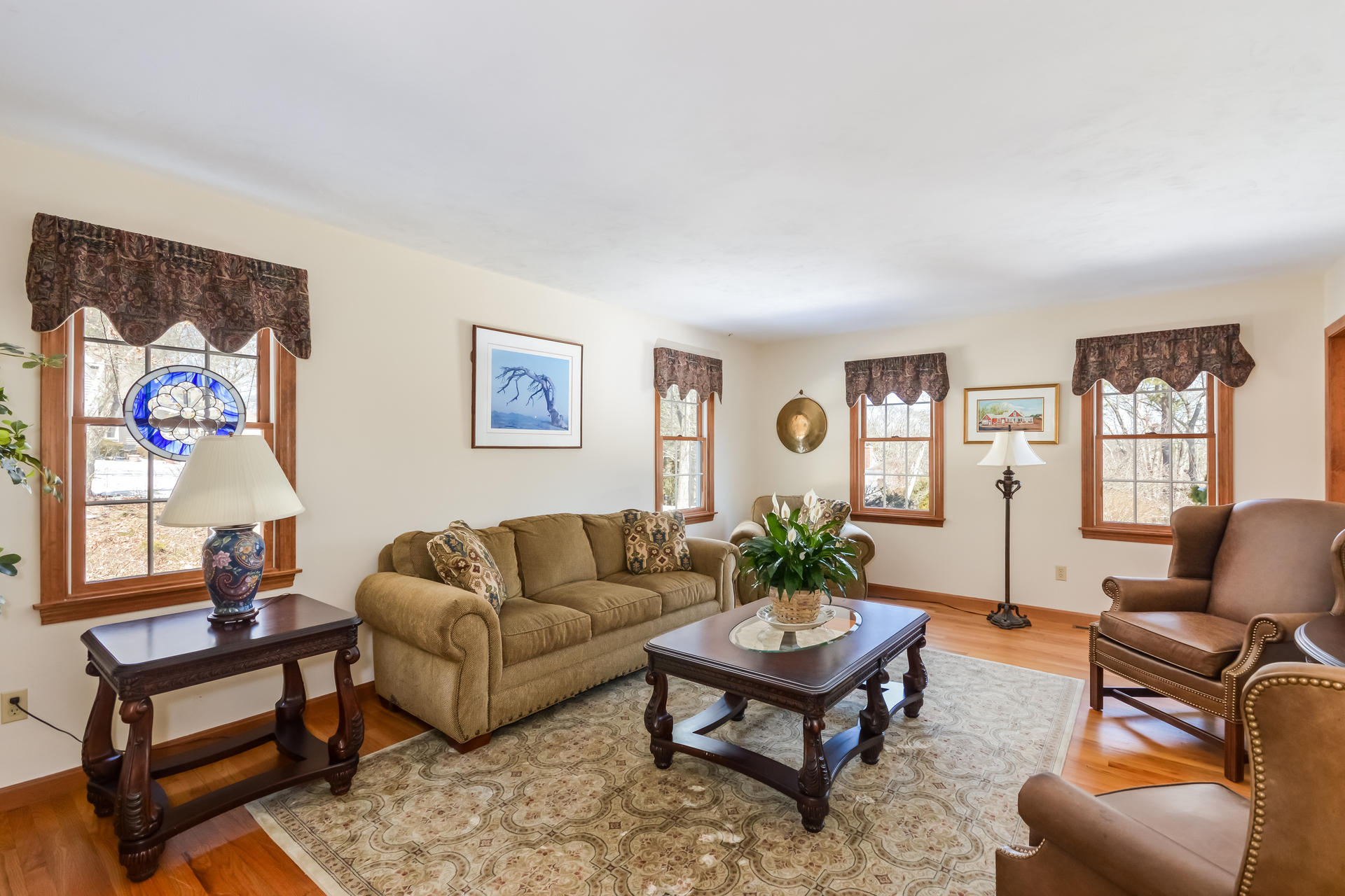 131 Kettle Hole Road West Barnstable, MA 02668 - Photo 4 of 23 4. Living Room