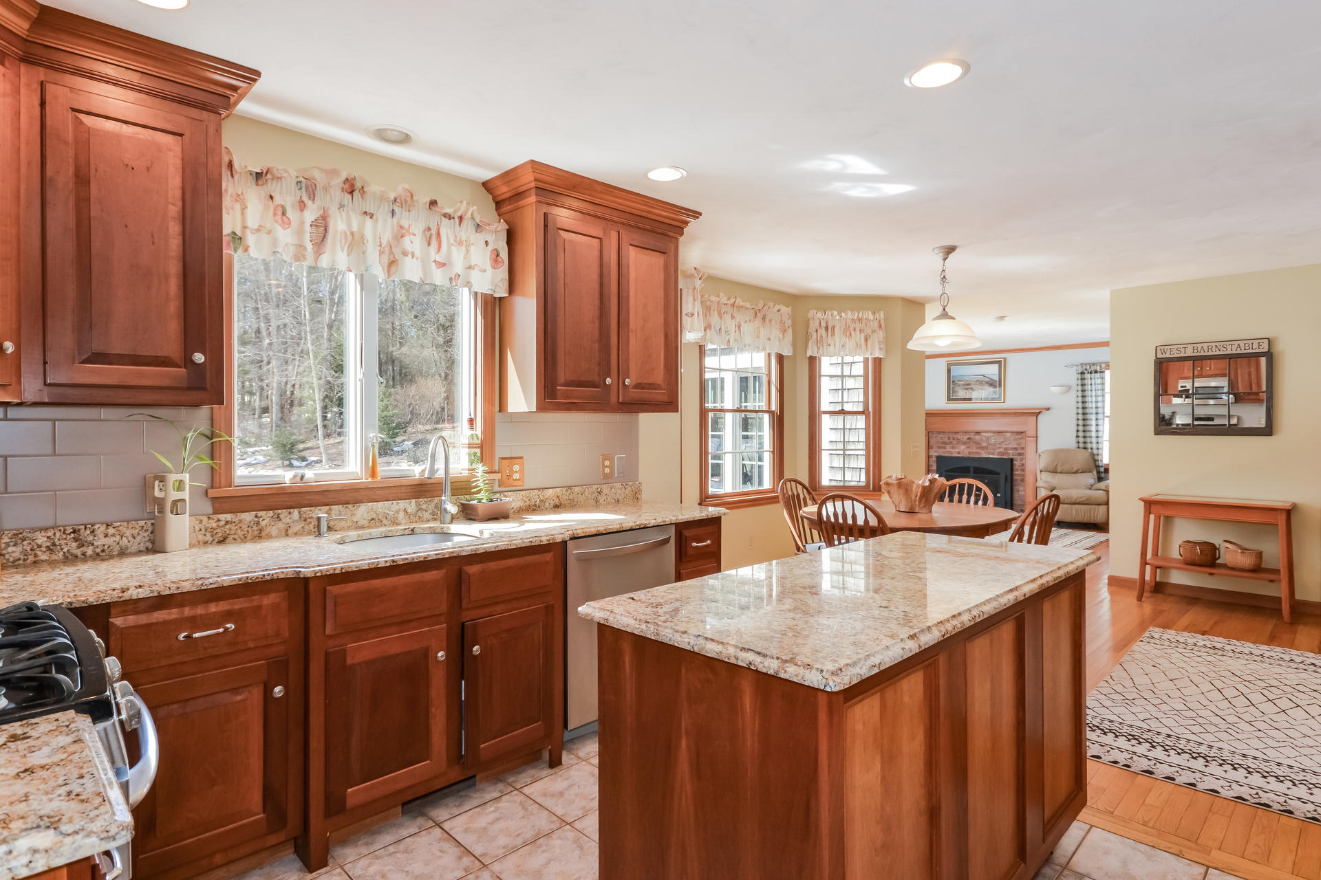 131 Kettle Hole Road West Barnstable, MA 02668 - Photo 9 of 23 9. Kitchen 3