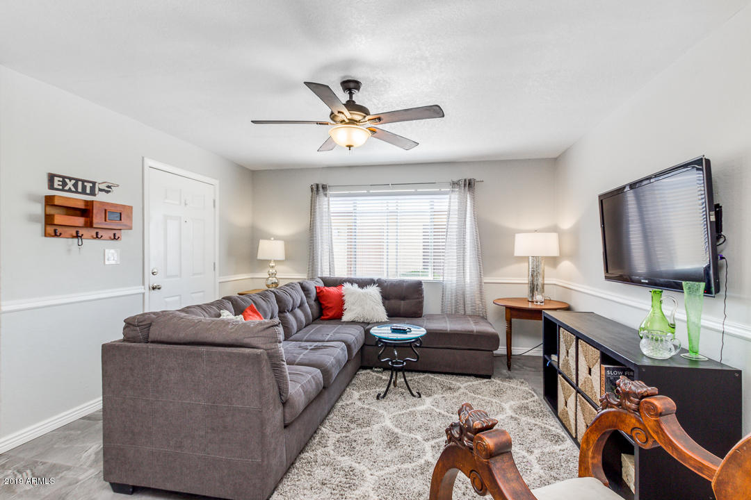 3402 North 32nd Street, Unit 159 Phoenix, AZ 85018 - Photo 6 of 26 Living Room