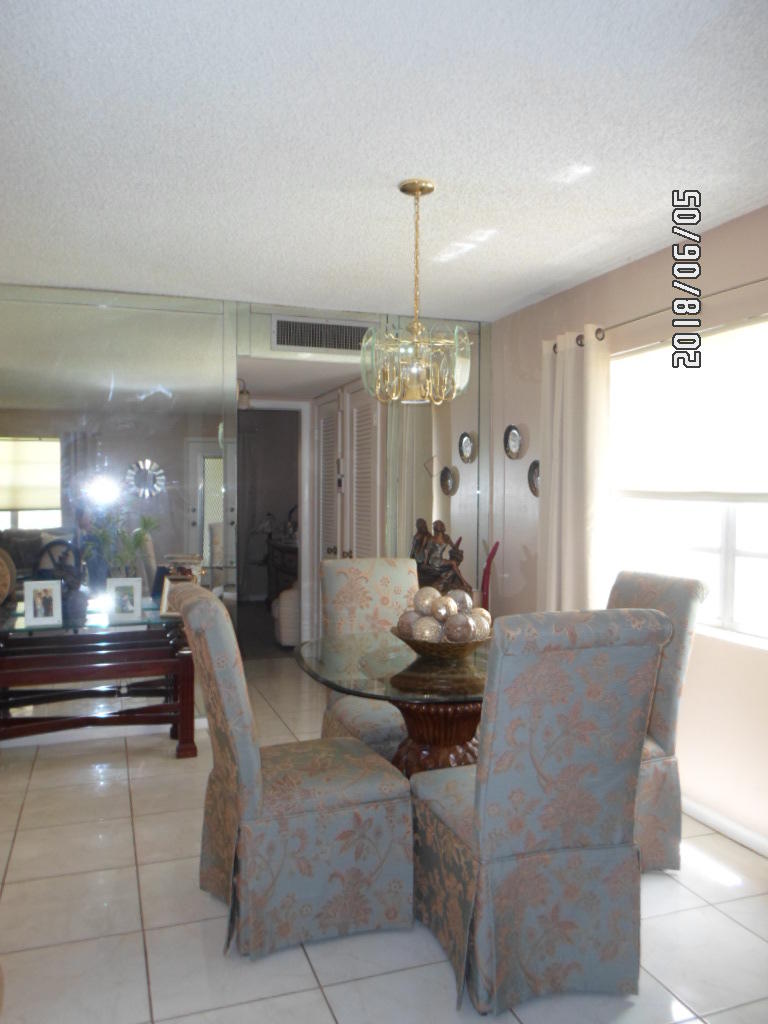 929 Normandy Trail Delray Beach, FL 33484 - Photo 9 of 17 SAM_7075