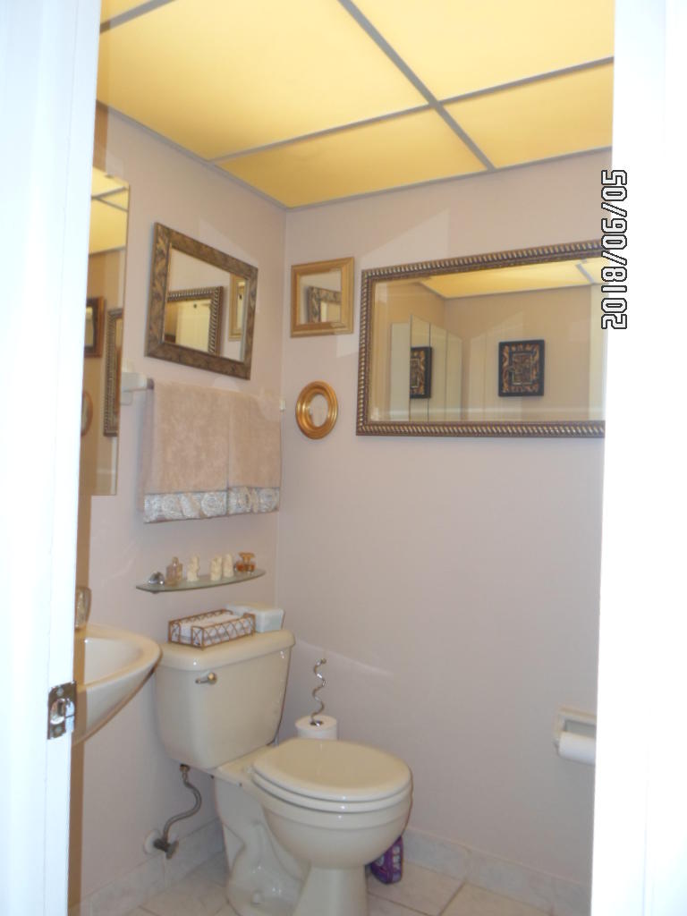 929 Normandy Trail Delray Beach, FL 33484 - Photo 10 of 17 SAM_7076