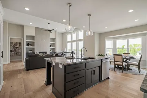 $667,900 | 25080 West 141st Terrace, Olathe, KS 66061