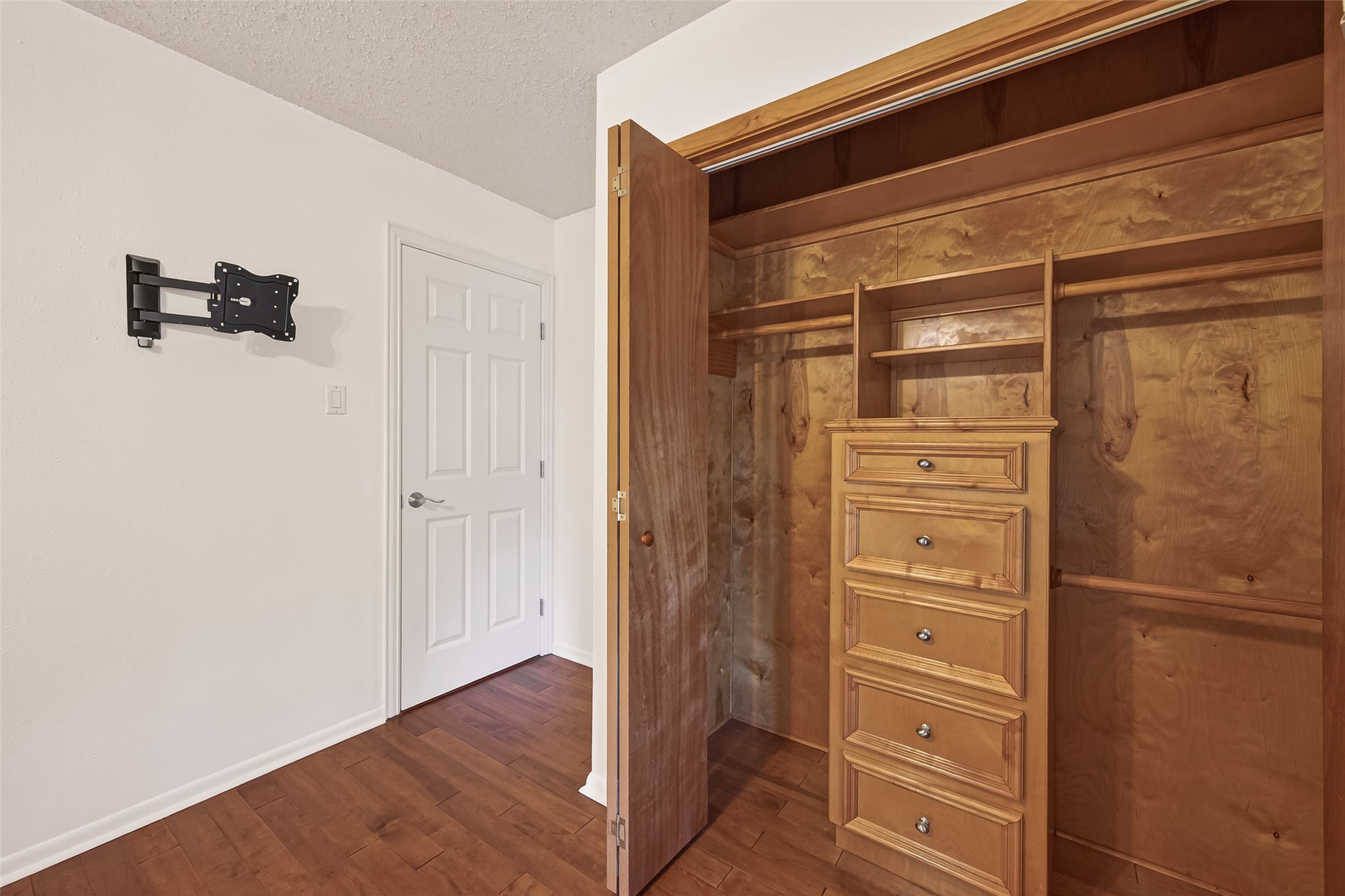 2510 Old Fort Road Sugar Land, TX 77479 - Photo 29 of 41 a room with storage and utility