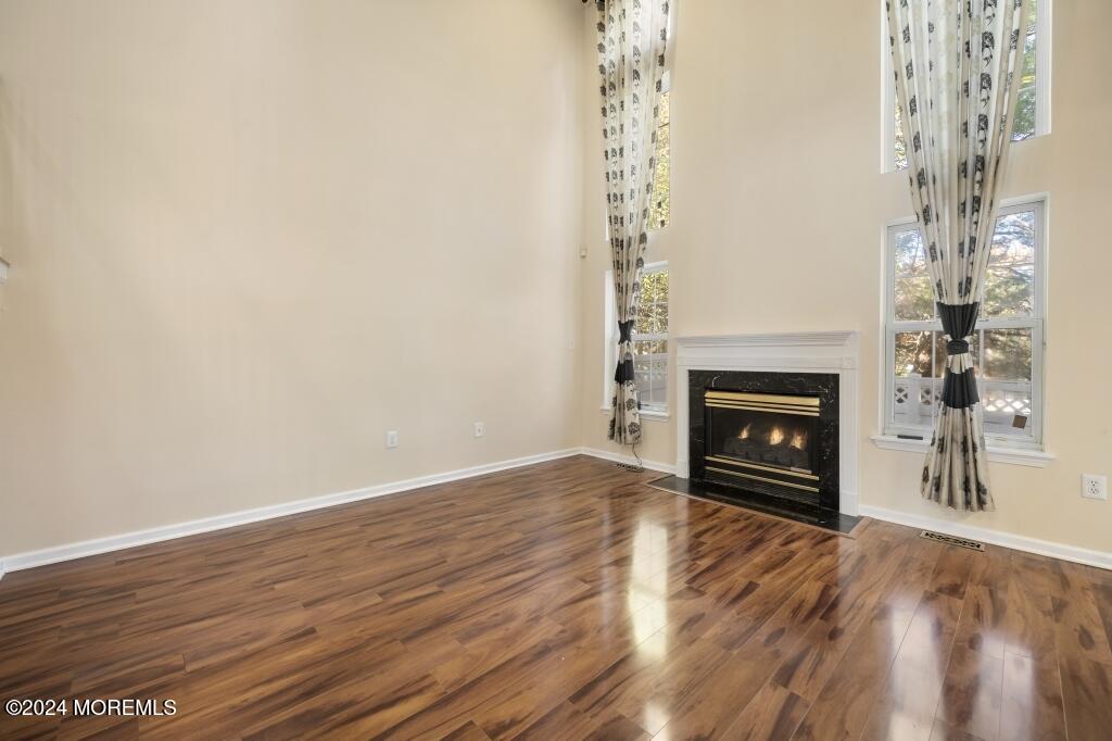 1 Painted Wagon Road Holmdel, NJ 07733 - Photo 15 of 31 15-Family Room