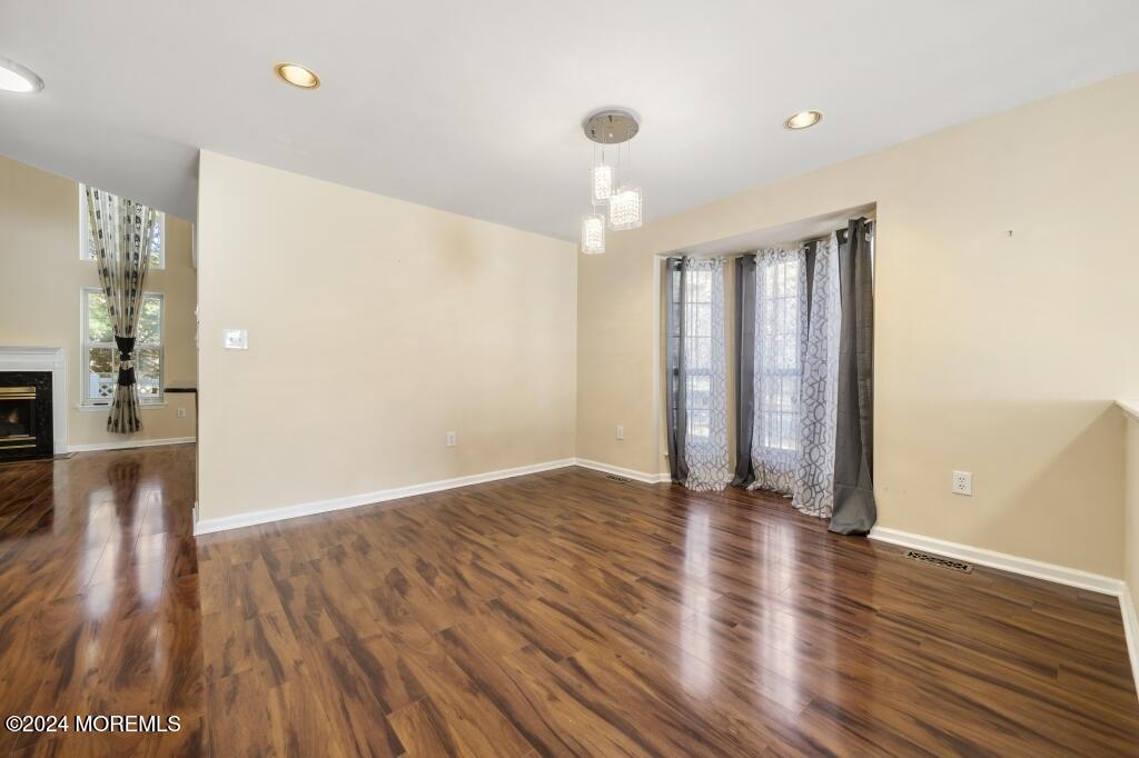 1 Painted Wagon Road Holmdel, NJ 07733 - Photo 10 of 31 10-Dining Room