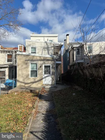 $2,500 | 318 East Marshall Street, Norristown, PA 19401