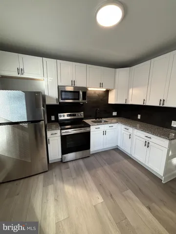 $2,500 | 318 East Marshall Street, Norristown, PA 19401