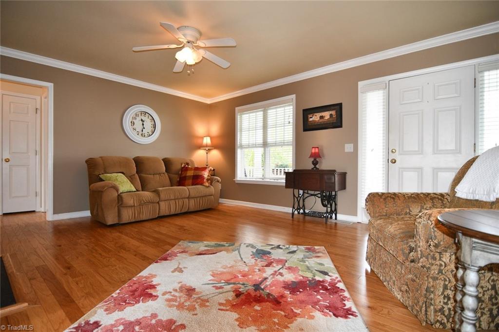 6044 Old Plank Road High Point, NC 27265 - Photo 7 of 34 Gallery Image 7
