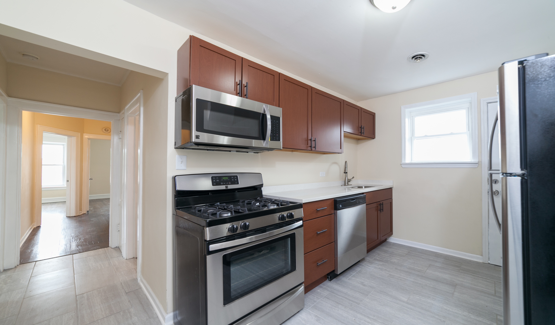 3081 South Lock Street, Unit 2F Chicago, IL 60608 - Photo 2 of 7