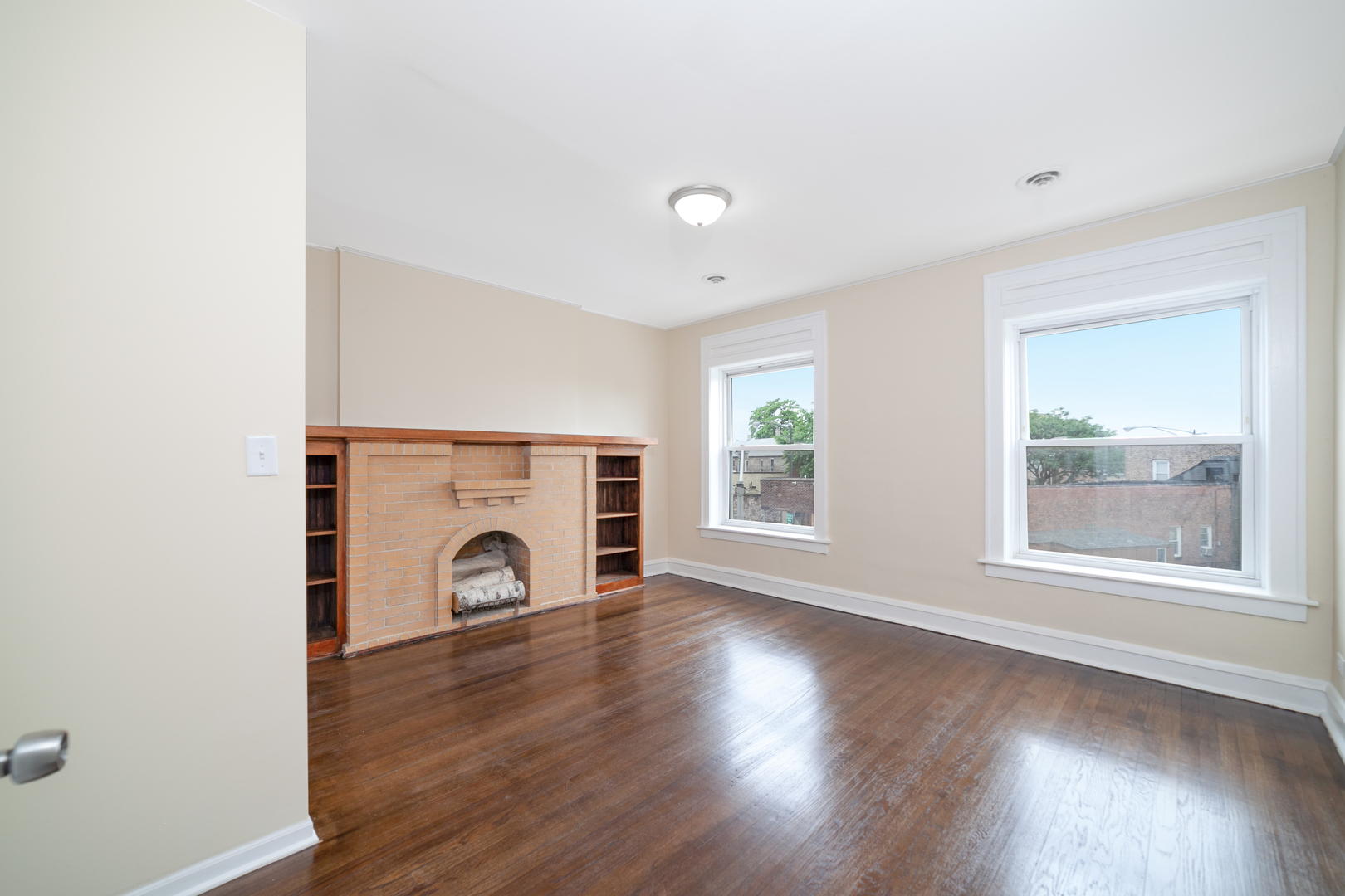 3081 South Lock Street, Unit 2F Chicago, IL 60608 - Photo 6 of 7