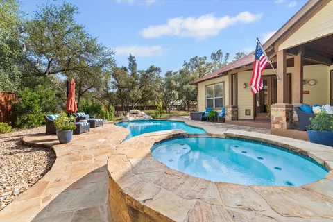 $899,000 | 139 Ware Drive, Buda, TX 78610