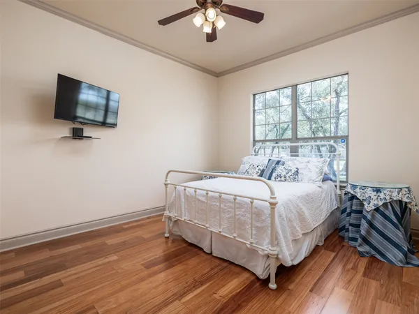 $949,500 | 139 Ware Drive, Buda, TX 78610