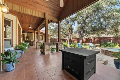 $899,000 | 139 Ware Drive, Buda, TX 78610