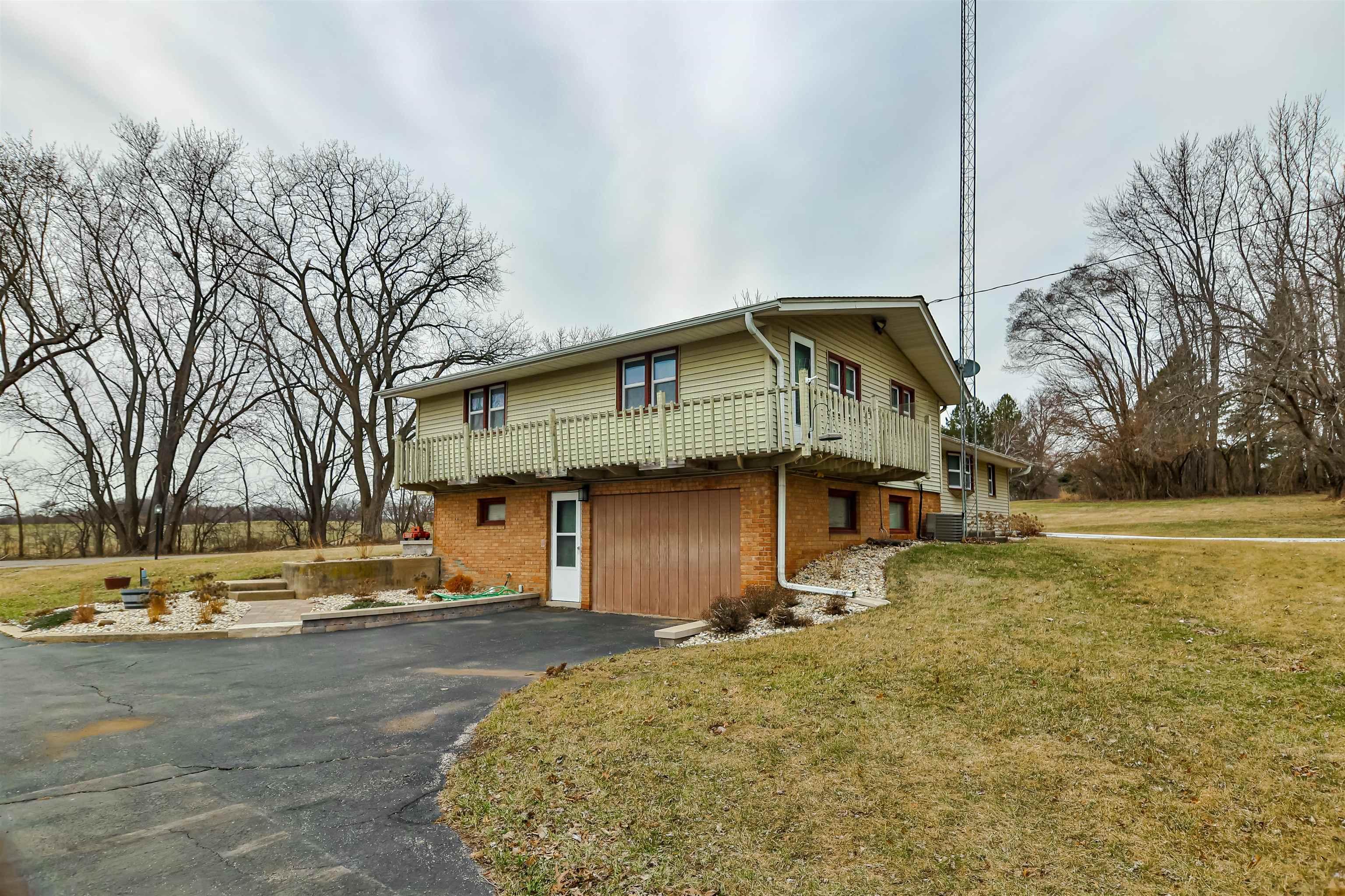 3821 Page Road Rockford, IL 61101 - Photo 3 of 26 Gallery Image 3