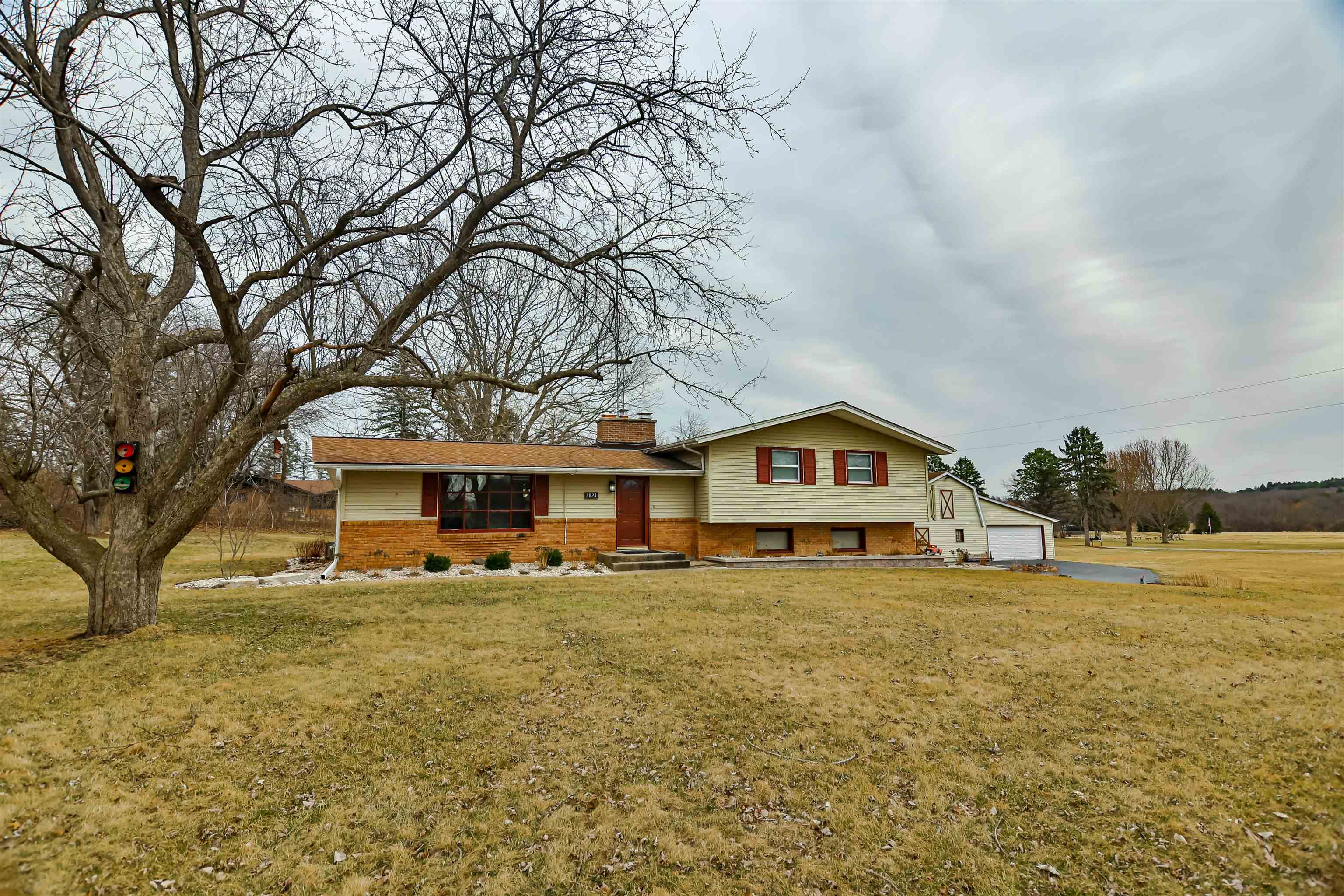 3821 Page Road Rockford, IL 61101 - Photo 4 of 26 Gallery Image 4