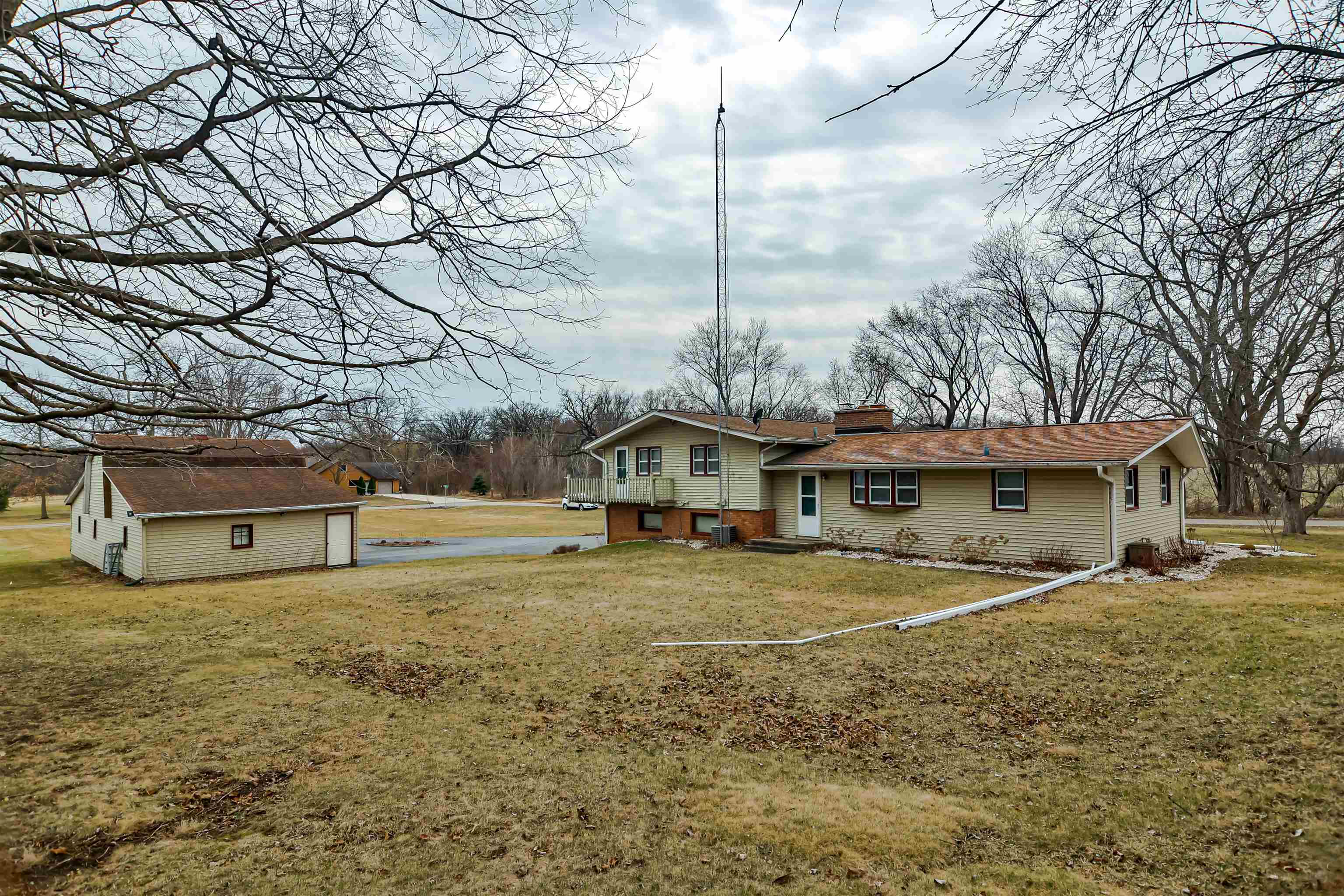 3821 Page Road Rockford, IL 61101 - Photo 6 of 26 Gallery Image 6