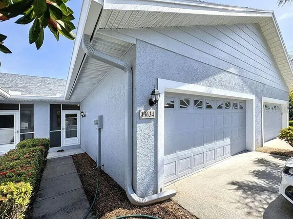 $3,200 | 13634 Lake Point Drive South, Clearwater, FL 33762