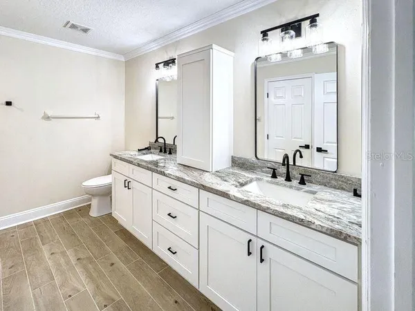 $3,200 | 13634 Lake Point Drive South, Clearwater, FL 33762