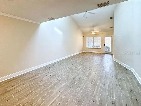$3,200 | 13634 Lake Point Drive South, Clearwater, FL 33762