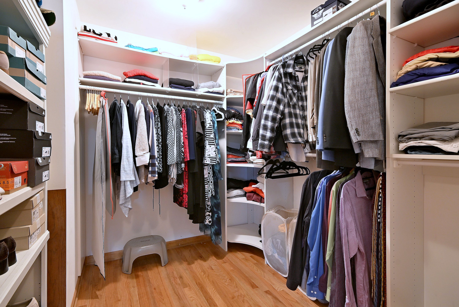 1495 East Algonquin Road Des Plaines, IL 60016 - Photo 39 of 41 a view of walk in closet with clothes and shoes