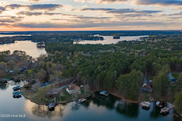 $3,600,000 | 263 Pinewood Acres Drive, Henrico, NC 27842