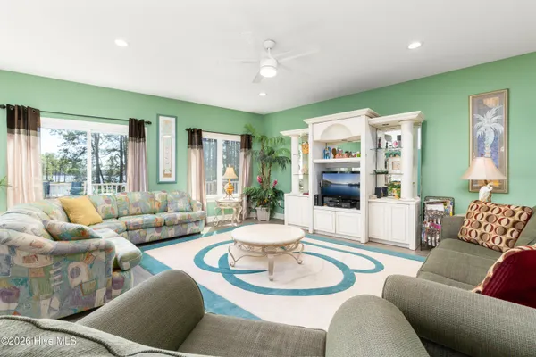 $3,600,000 | 263 Pinewood Acres Drive, Henrico, NC 27842