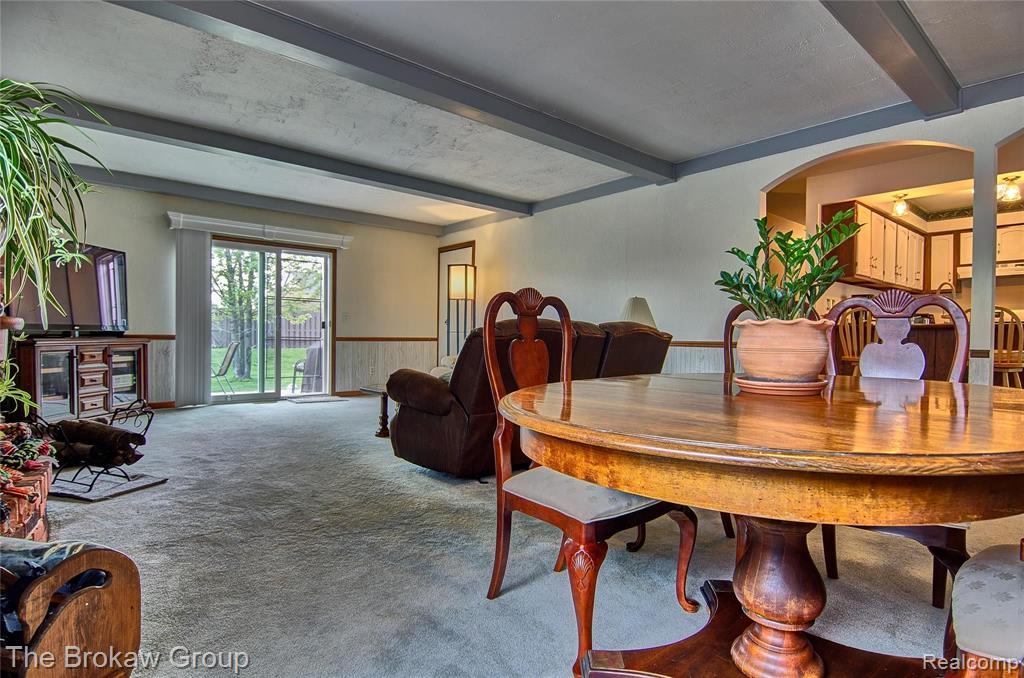 47363 Royal Road Macomb, MI 48044 - Photo 14 of 58