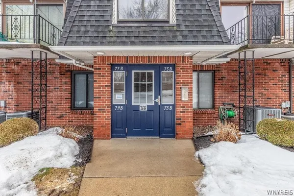 $199,900 | 77 B Foxberry Drive, Amherst, NY 14068