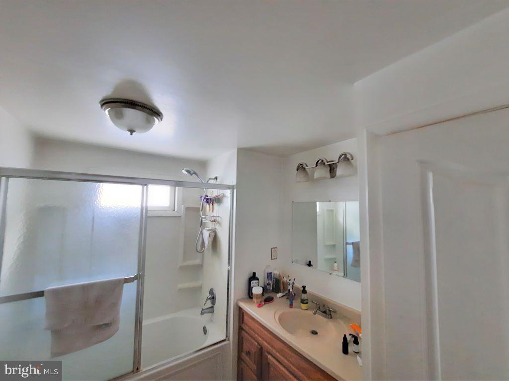 537 Baltimore Street Hanover, PA 17331 - Photo 11 of 13 Gallery Image 11