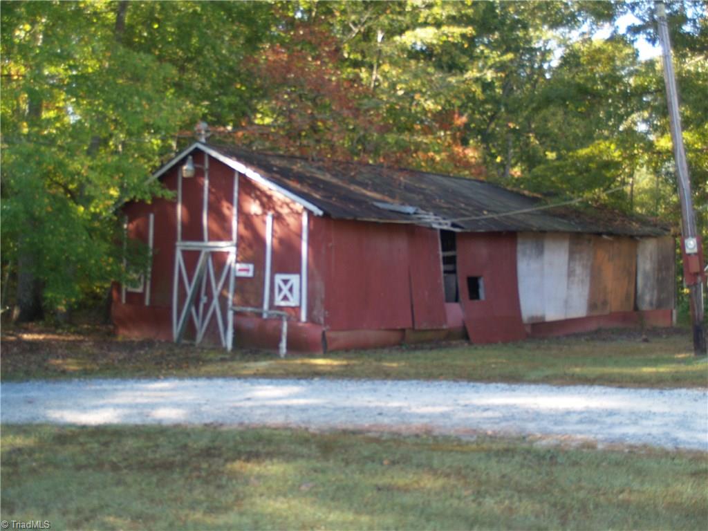 4943 Jordan Valley Road Trinity, NC 27370 - Photo 4 of 6