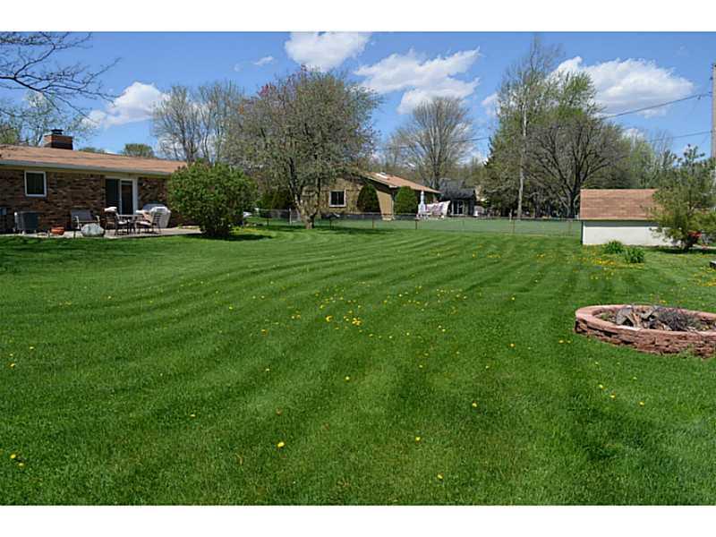 7137 Eagle Road Indianapolis, IN 46278 - Photo 2 of 14 Gallery Image 2