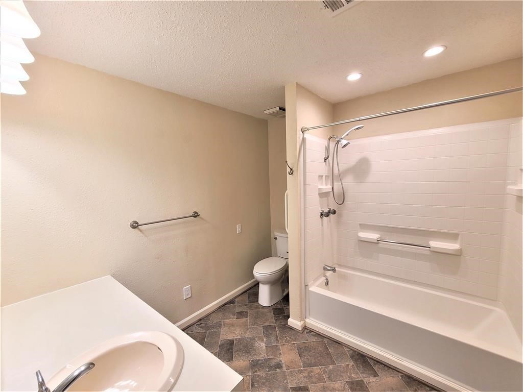 503 Riveredge Drive Richmond, TX 77406 - Photo 8 of 12
