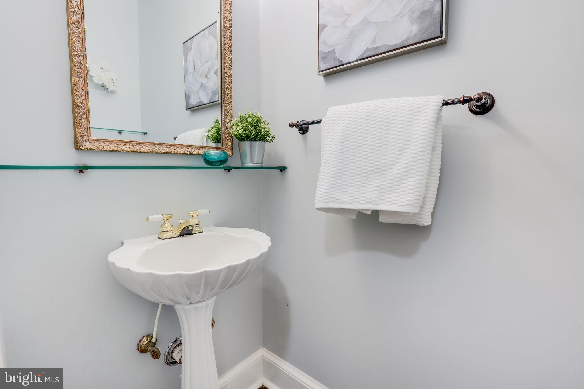 1408 Foxhall Road Northwest Washington, DC 20007 - Photo 13 of 43