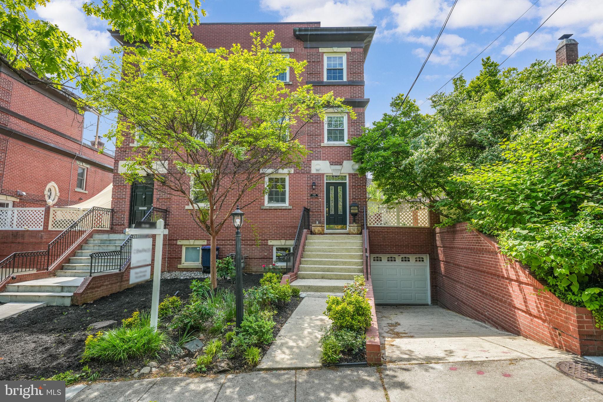 1408 Foxhall Road Northwest Washington, DC 20007 - Photo 3 of 43