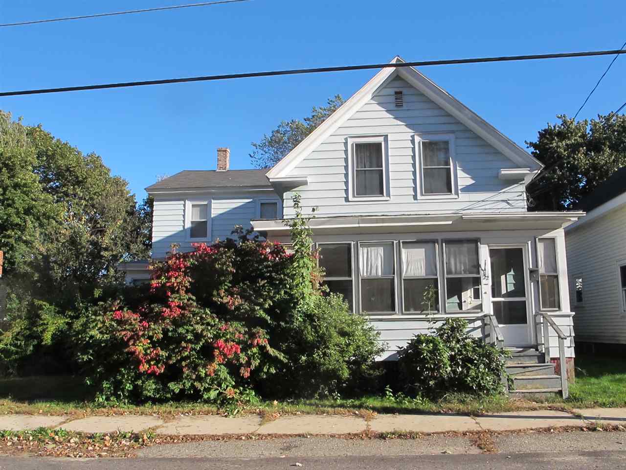 22 Chestnut Street Rochester, NH 03867 - Photo 2 of 25