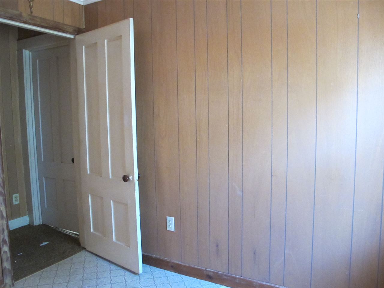 22 Chestnut Street Rochester, NH 03867 - Photo 16 of 25