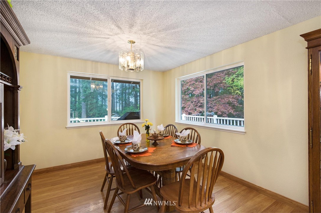 13922 Bandix Road Southeast Olalla, WA 98359 - Photo 12 of 25 Gallery Image 12