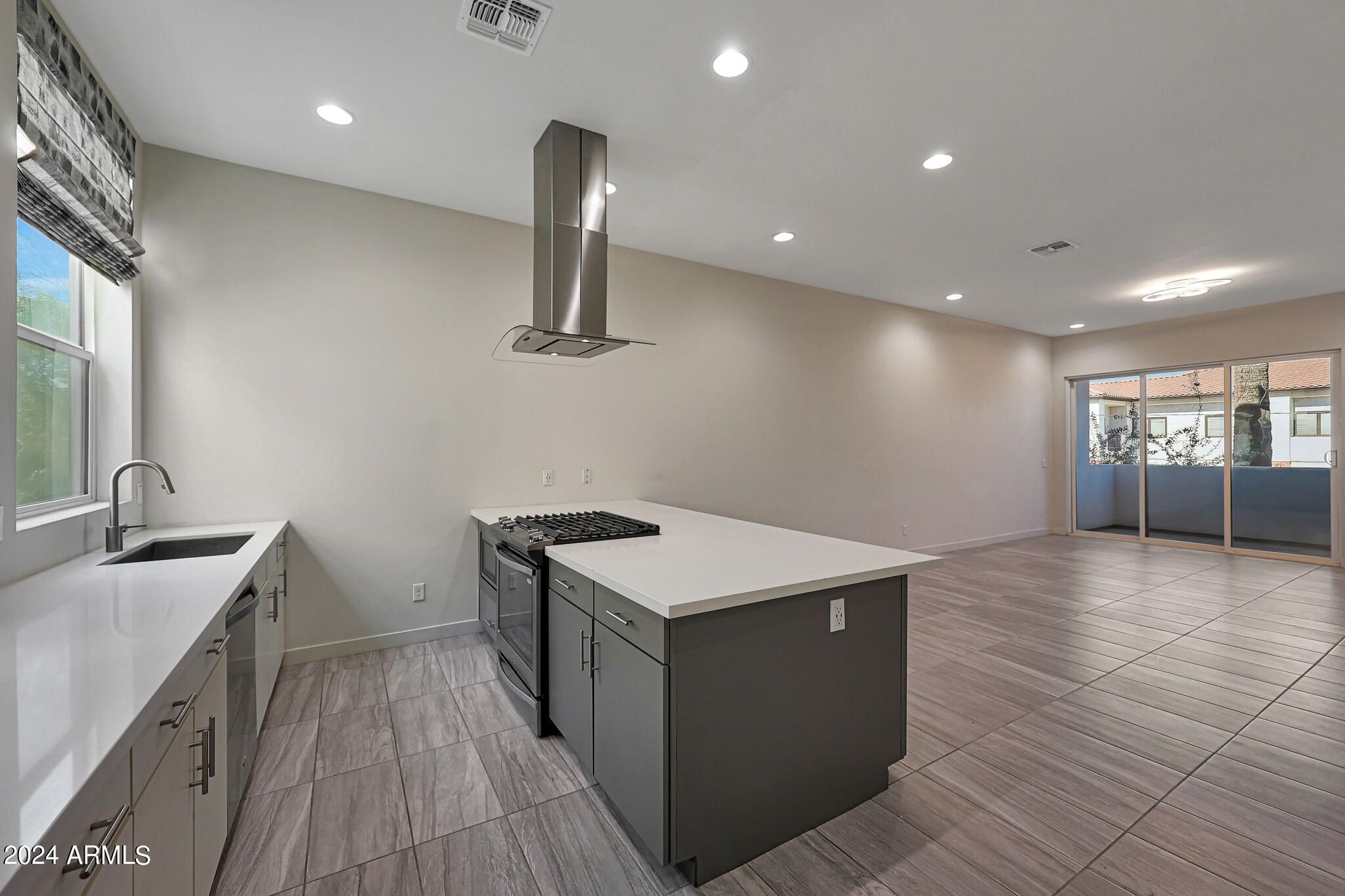 325 East Coronado Road, Unit 3 Phoenix, AZ 85004 - Photo 11 of 31 B (25)